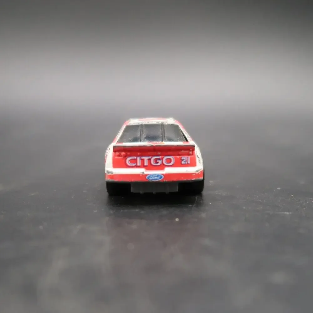 Racing Champions Diecast Cars Set of 2 1:64 Scale NASCAR #21 #6 PLEASE READ